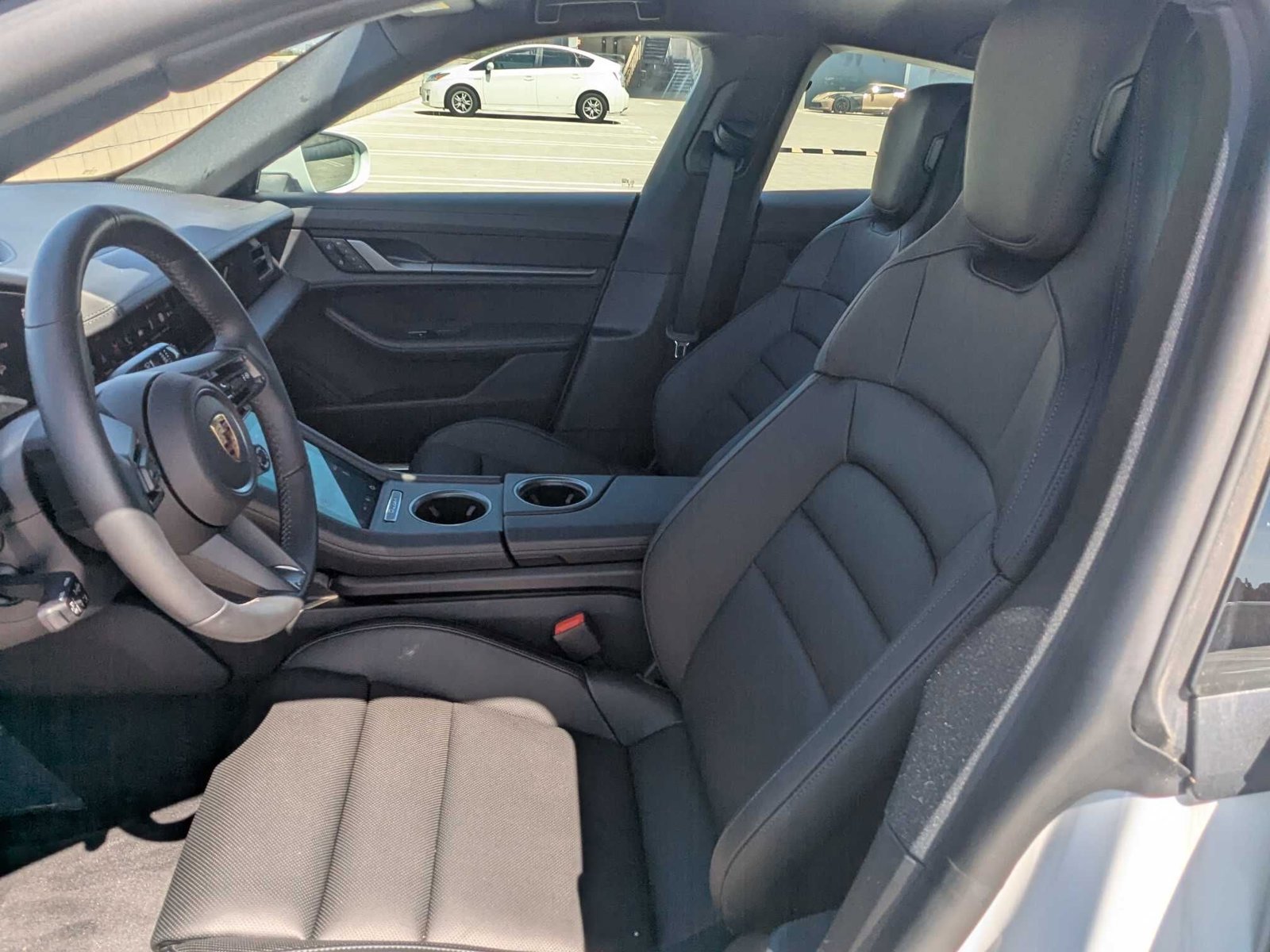 New 2025 Porsche Taycan 4S AWD/4WD image 5