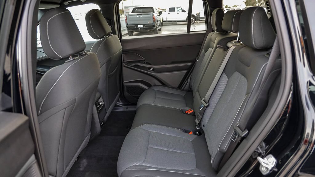 New 2026 Jeep Cherokee Laredo AWD/4WD image 22