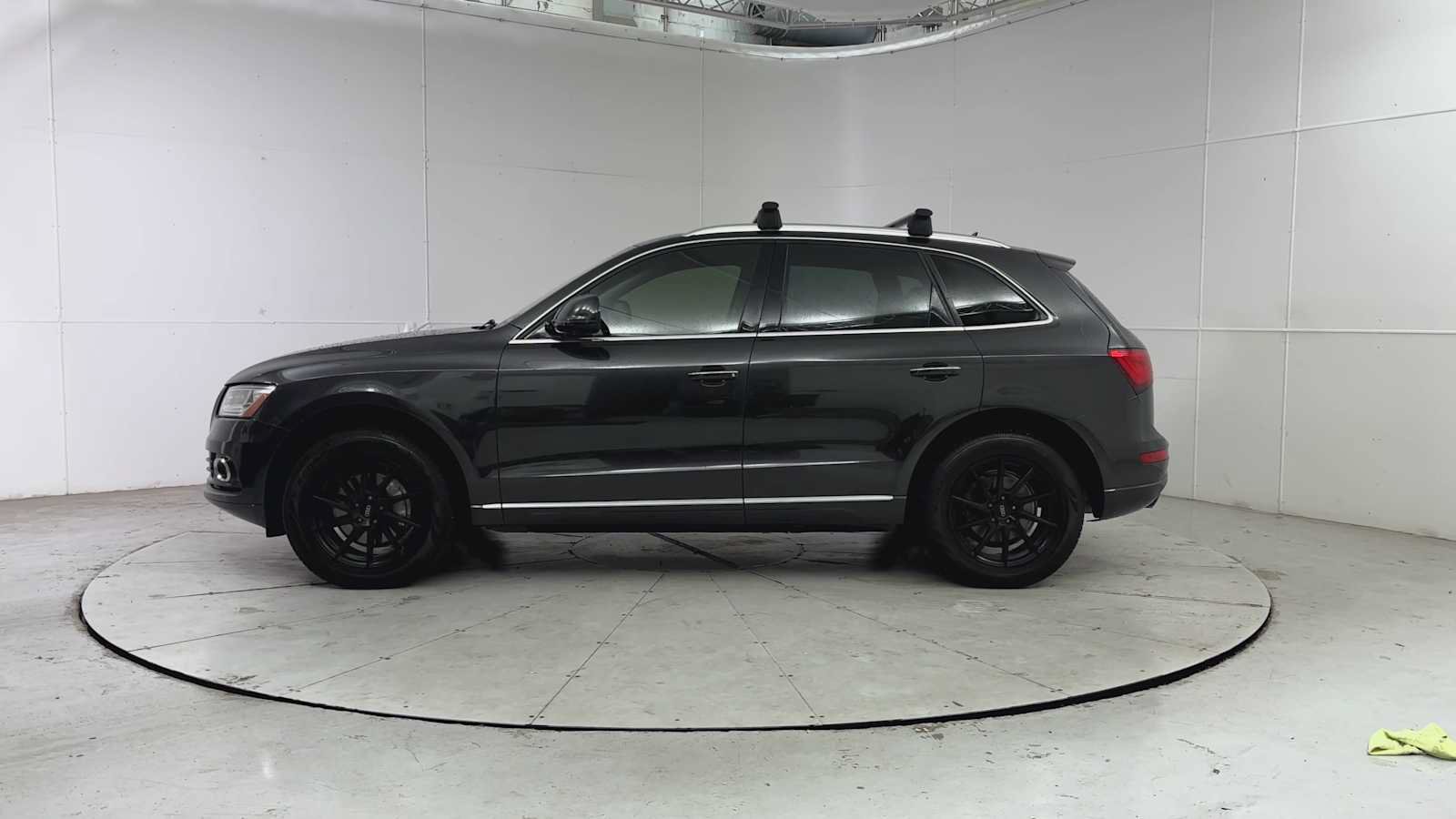 Used 2017 Audi Q5 2.0T Premium w/ Audi MMI Navigation Plus AWD/4WD image 9