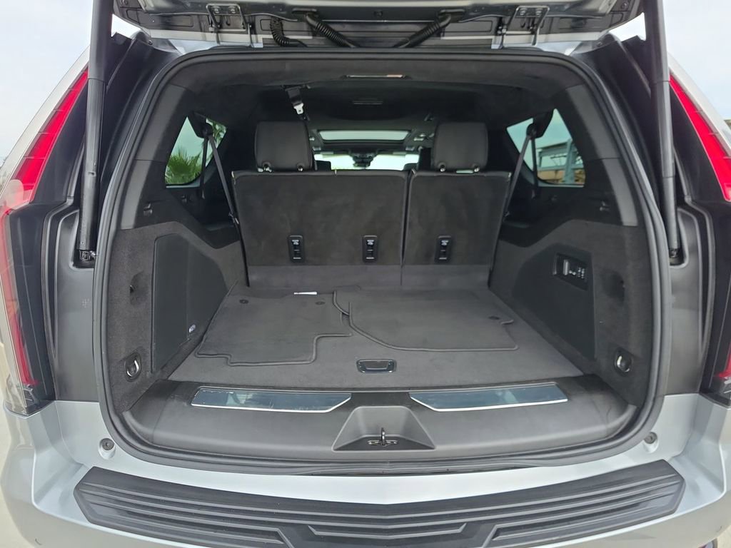 Certified 2024 Cadillac Escalade ESV Sport Platinum AWD/4WD image 27