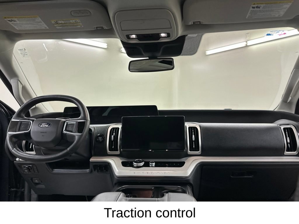 Used 2025 Ford Expedition Active AWD/4WD image 28