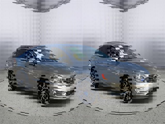 Used 2016 Volvo S60 T5 Premier image 4