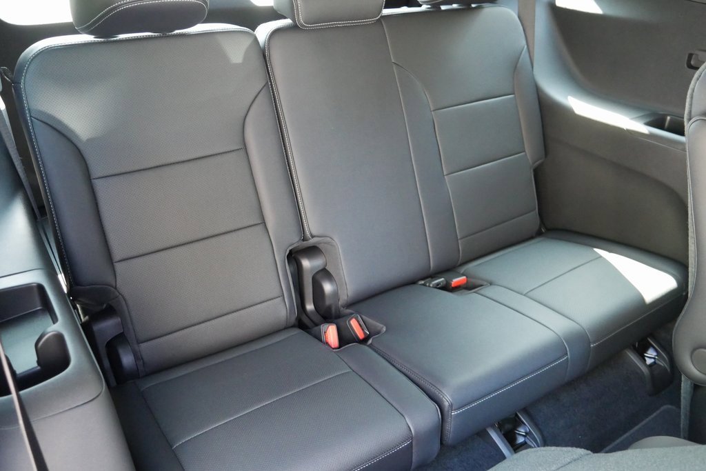 New 2026 Chevrolet Traverse LT w/ Enhanced Driving Package image 24