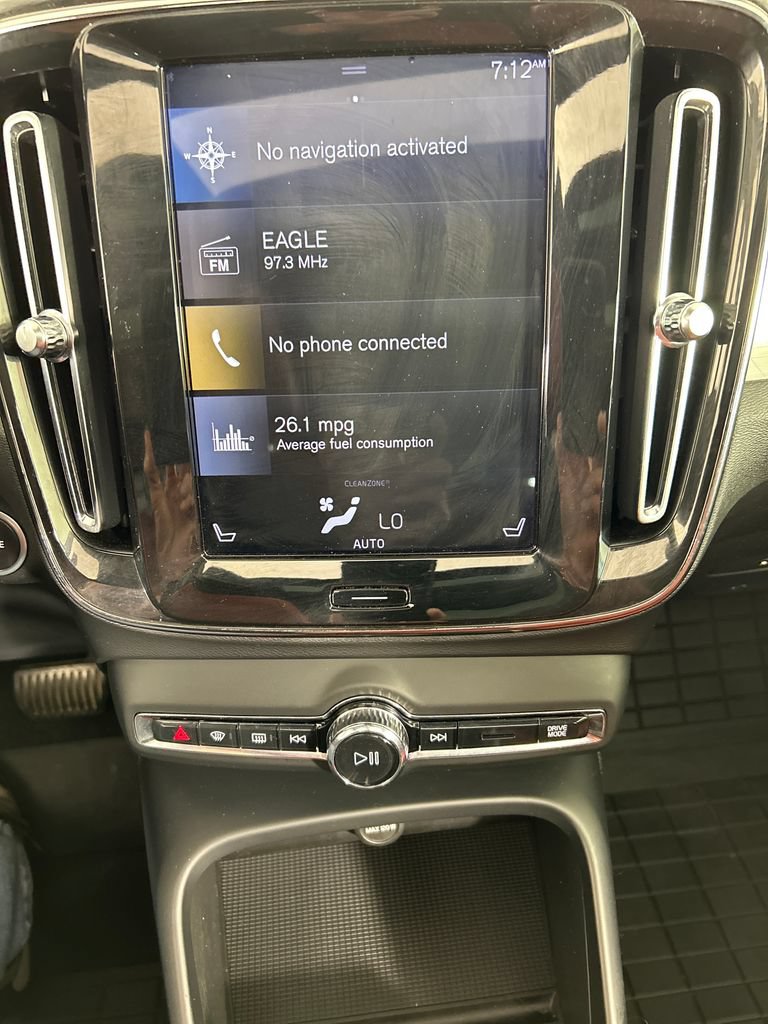 Used 2019 Volvo XC40 T5 Momentum AWD/4WD image 13