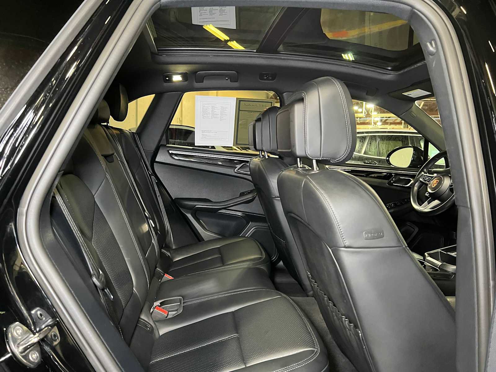 Used 2024 Porsche Macan image 14