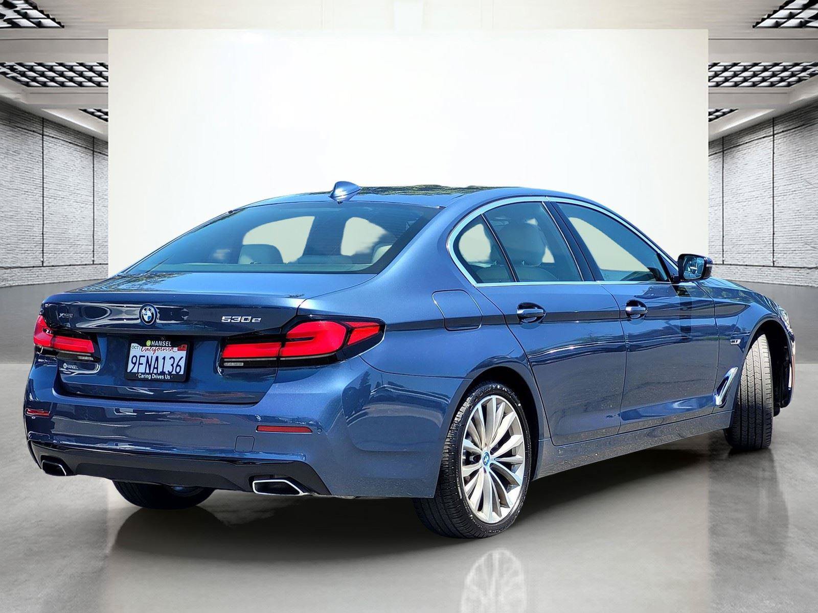 Certified 2023 BMW 530e xDrive w/ Premium Package AWD/4WD image 6