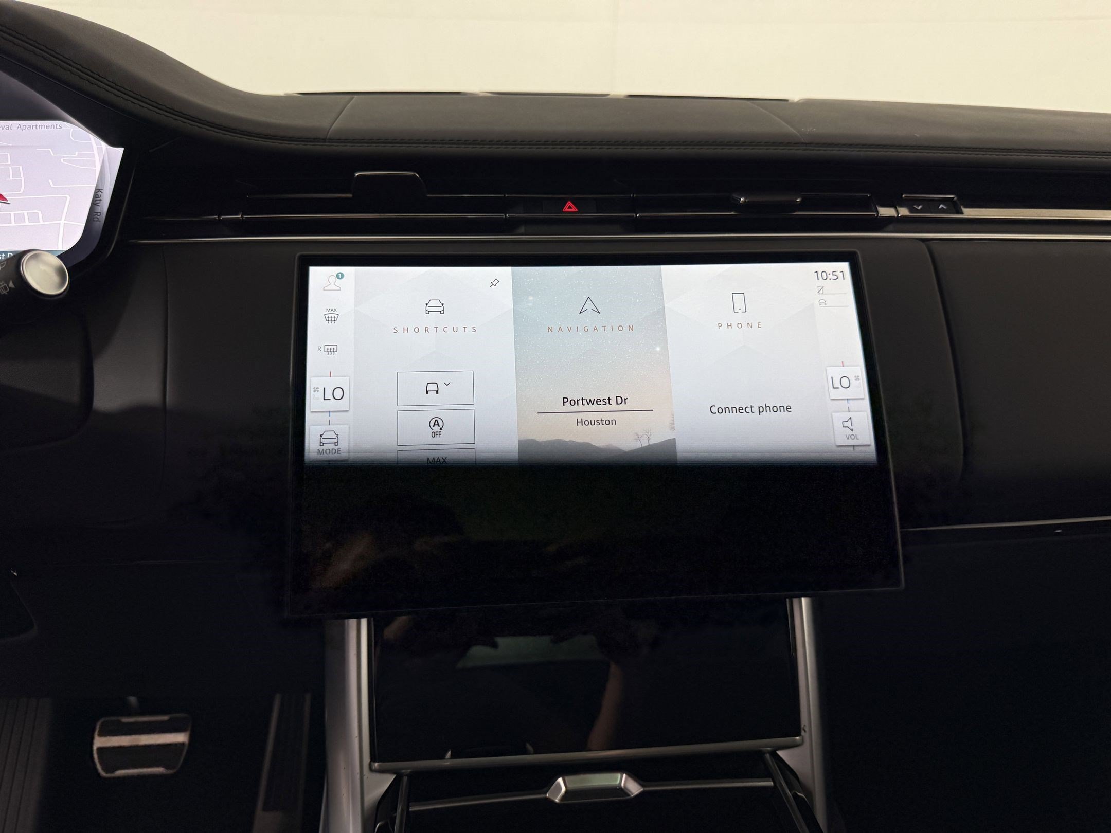 New 2026 Land Rover Range Rover SE AWD/4WD image 23