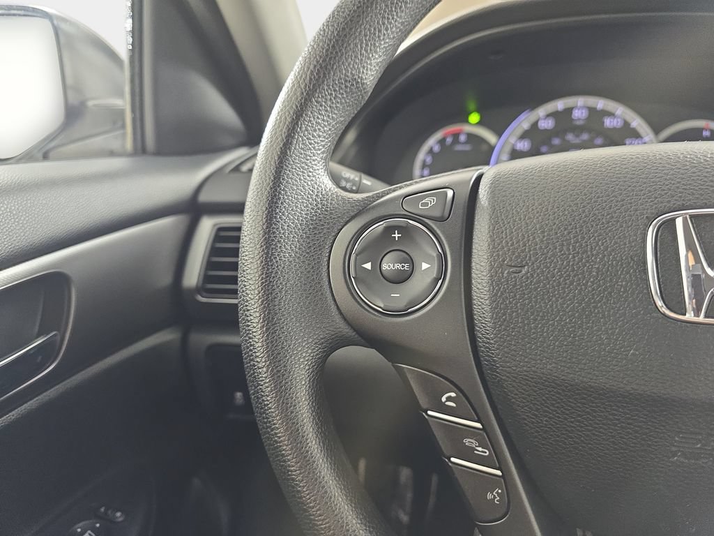 Used 2014 Honda Accord LX image 19