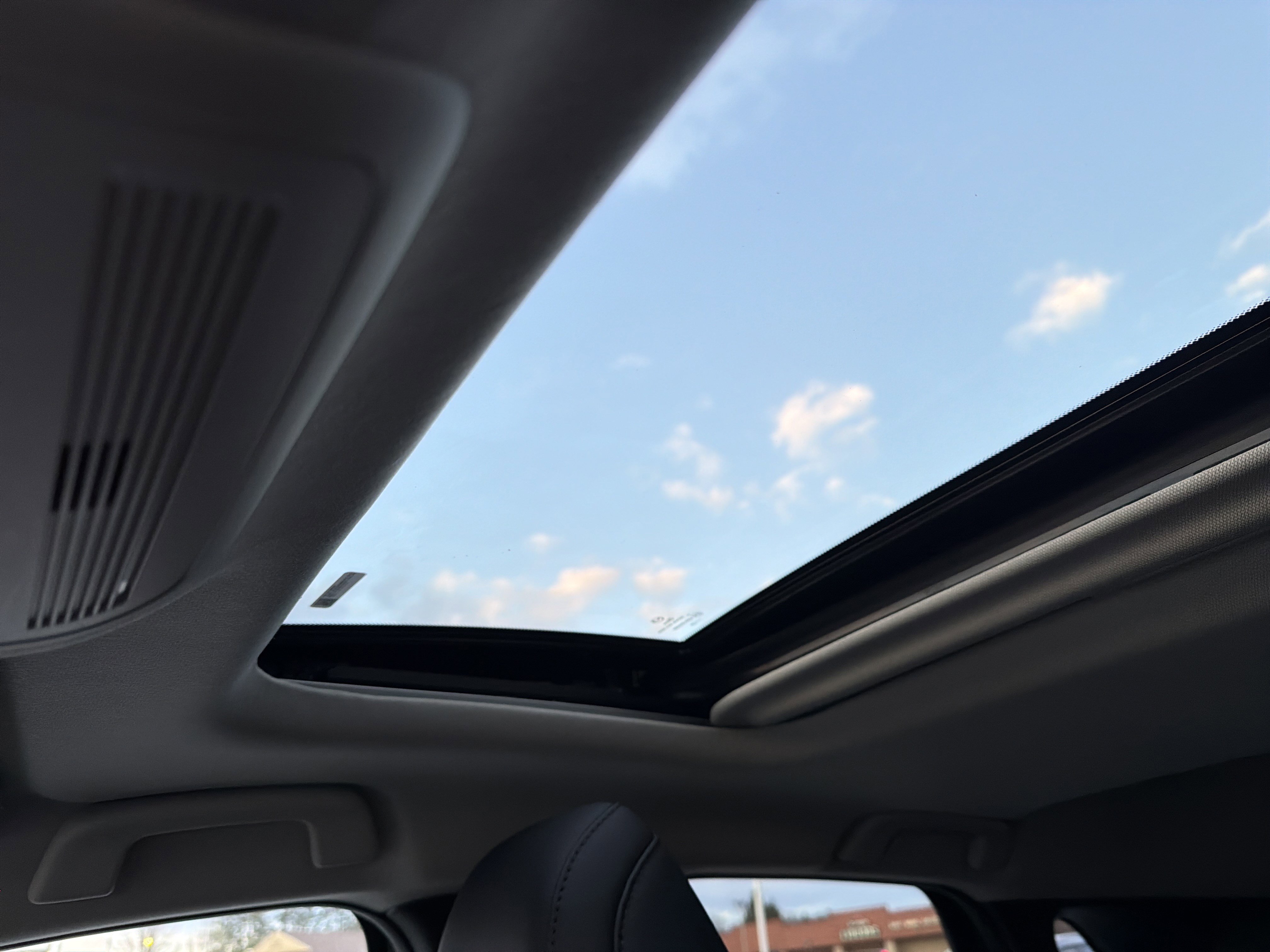 Certified 2023 MAZDA CX-30 AWD 2.5 S w/ Premium Package image 41