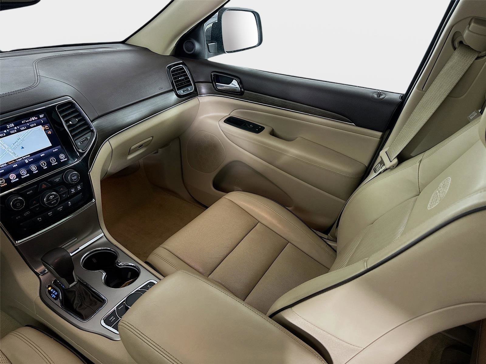 Used 2021 Jeep Grand Cherokee Overland image 32