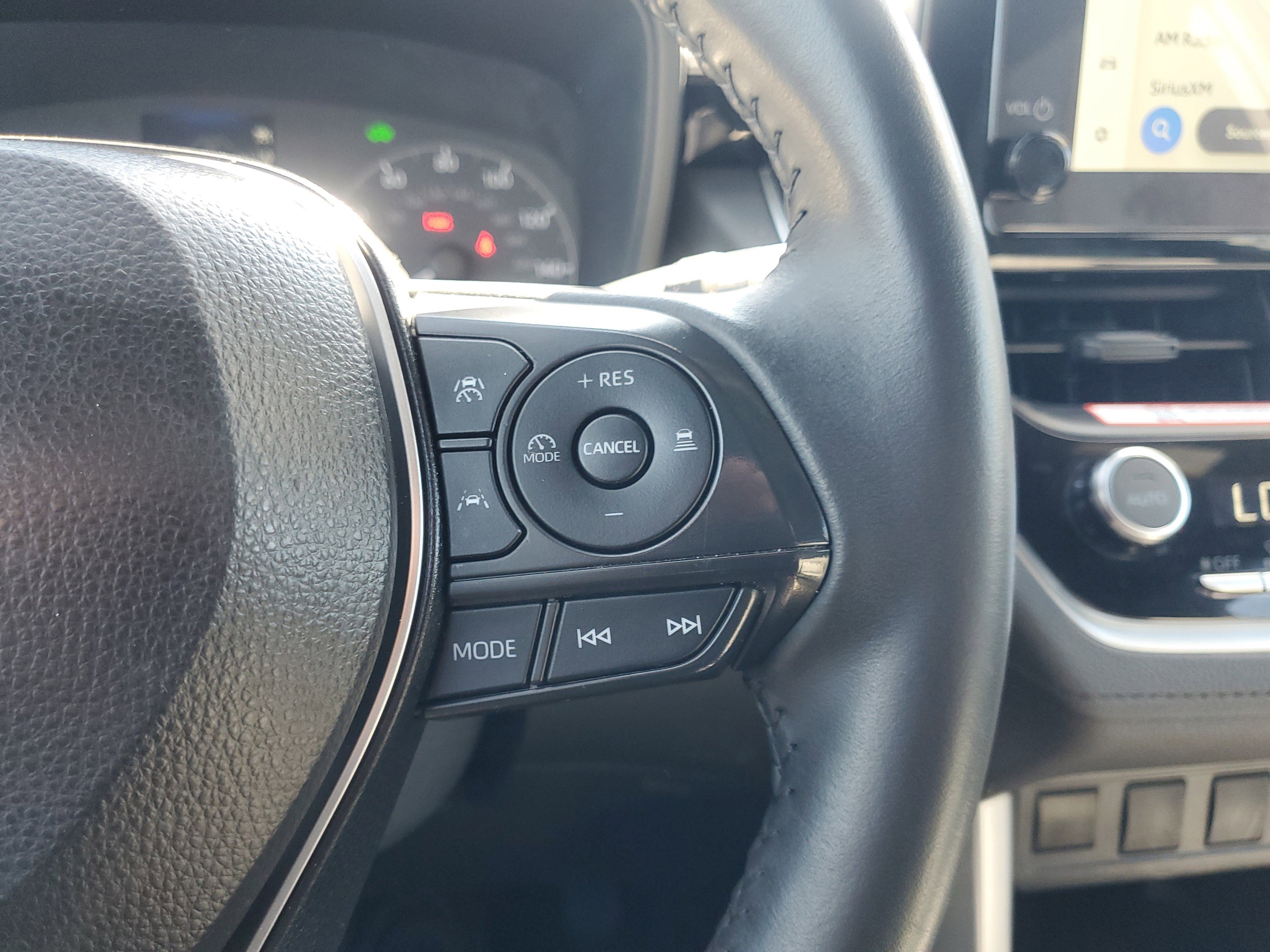 Certified 2024 Toyota Corolla Cross SE image 22