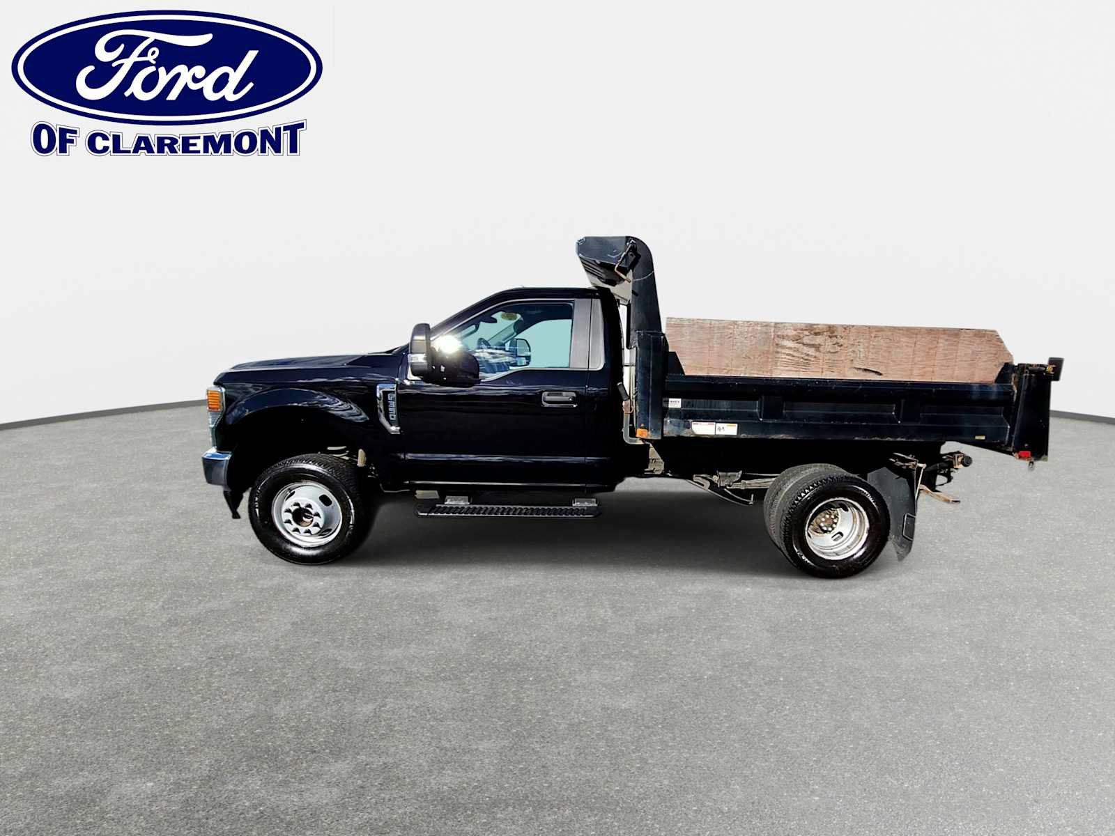 Used 2021 Ford F350 XL w/ Power Equipment Group AWD/4WD image 5