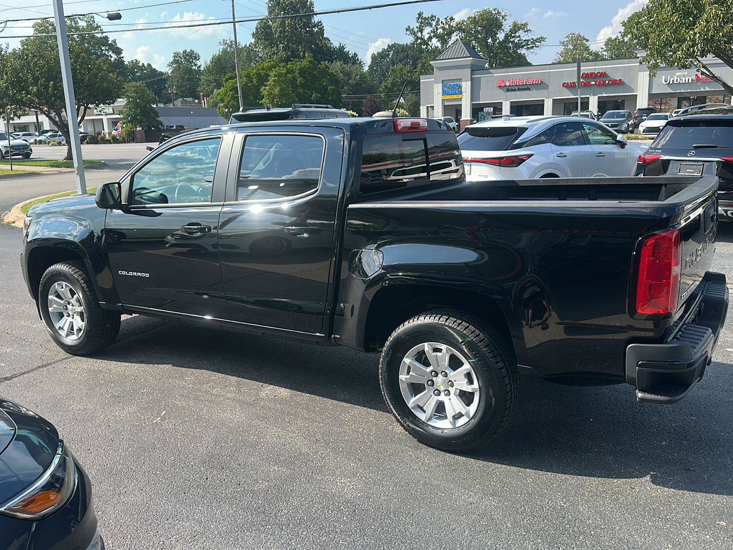 Used 2021 Chevrolet Colorado LT w/ LT Convenience Package AWD/4WD image 6