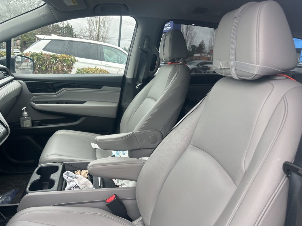 Used 2023 Honda Odyssey Touring image 10