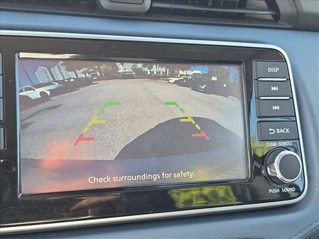Used 2025 Nissan Versa SV FWD image 13