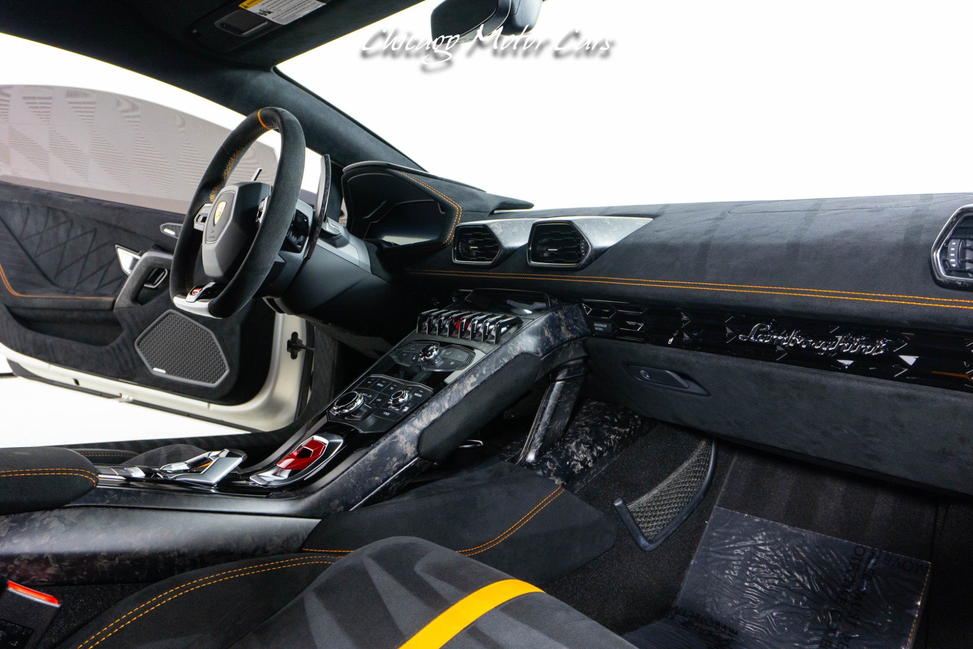 Used 2018 Lamborghini Huracan AWD/4WD image 58