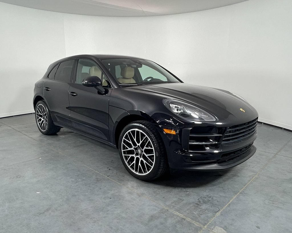 Certified 2020 Porsche Macan AWD/4WD image 9