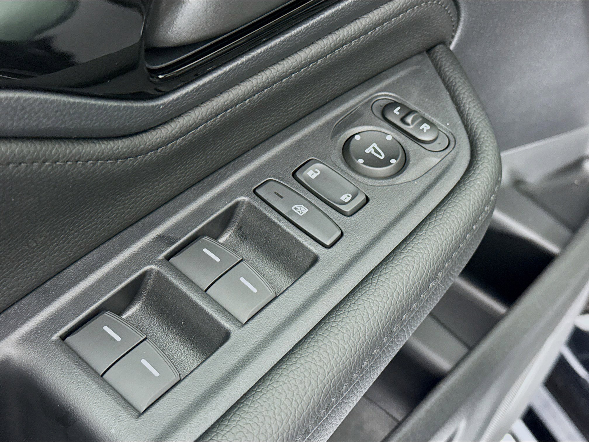 New 2026 Honda Odyssey Touring image 18