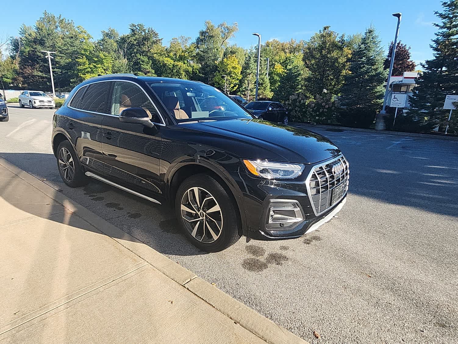 Used 2021 Audi Q5 Prestige w/ Prestige Package AWD/4WD image 14