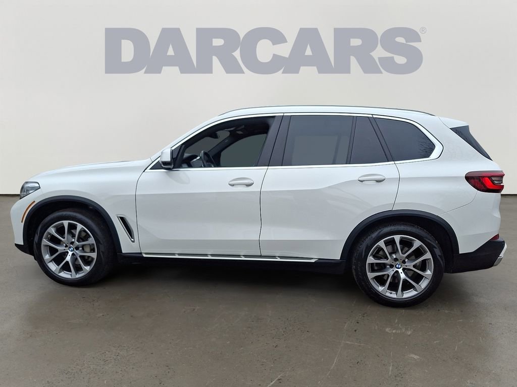 Used 2023 BMW X5 xDrive40i w/ Premium Package image 4