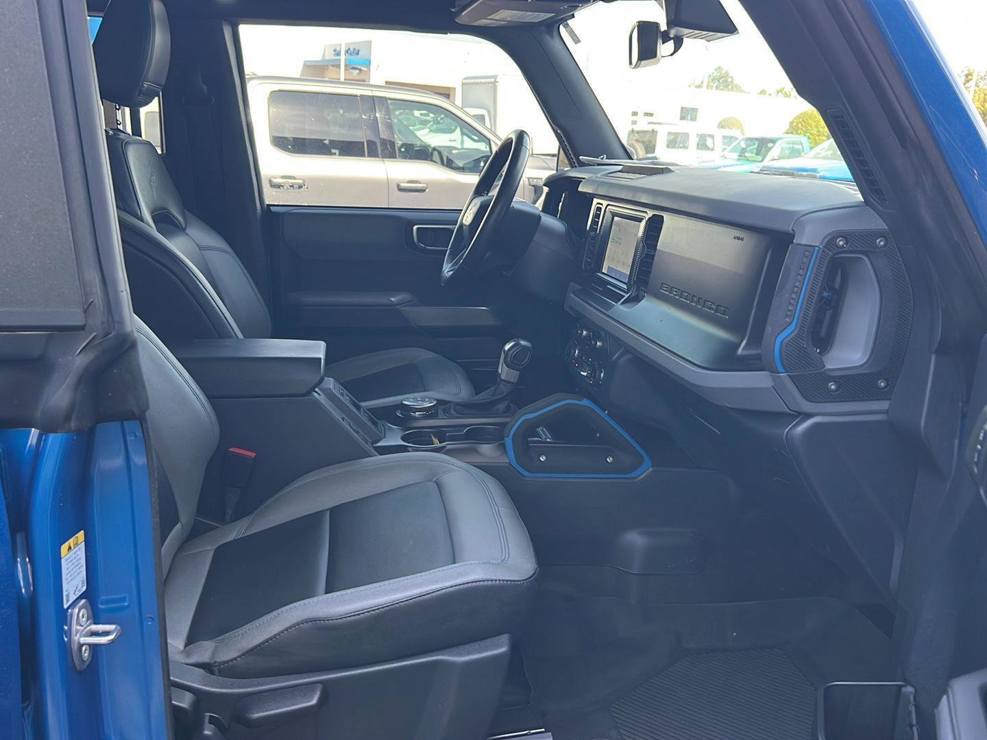 Used 2022 Ford Bronco Black Diamond w/ Sasquatch Package image 13