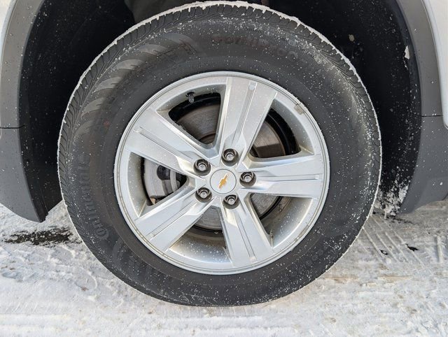 Used 2022 Chevrolet Trax LT w/ LT Convenience Package image 26