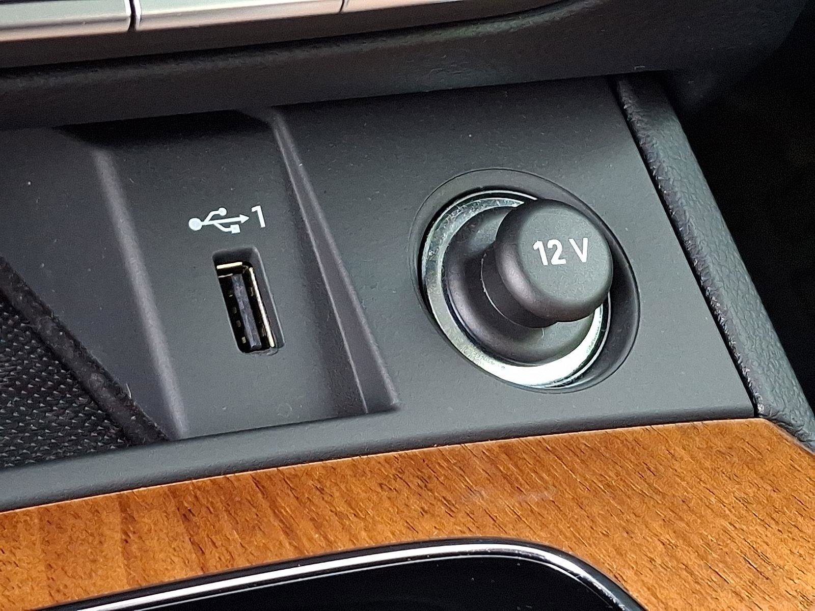 Used 2023 Audi Q5 2.0T Premium w/ Convenience Package image 25