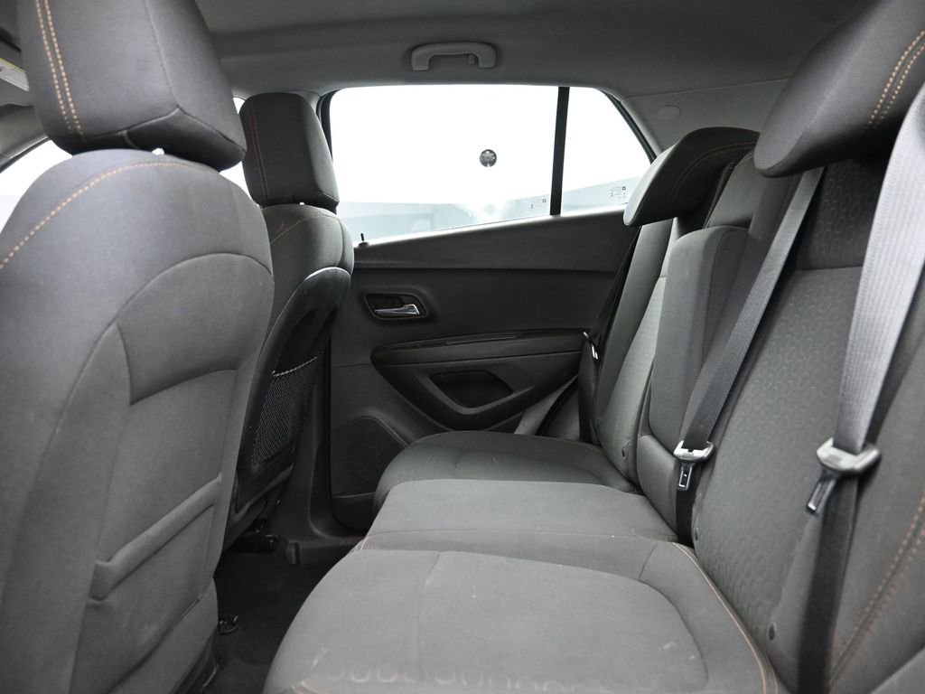 Used 2017 Chevrolet Trax LS image 10