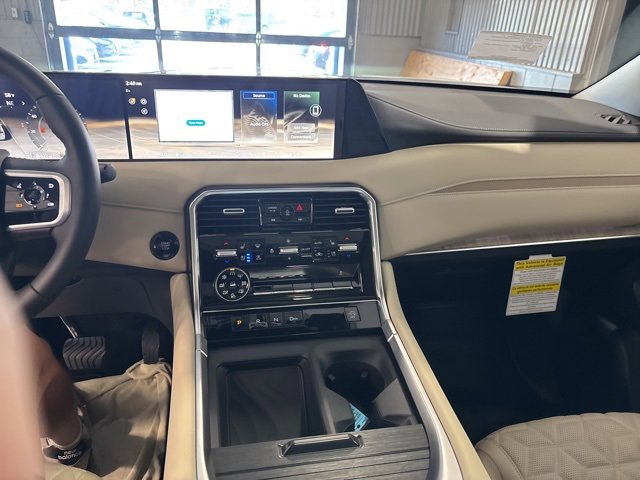 New 2026 Nissan Armada Platinum image 27