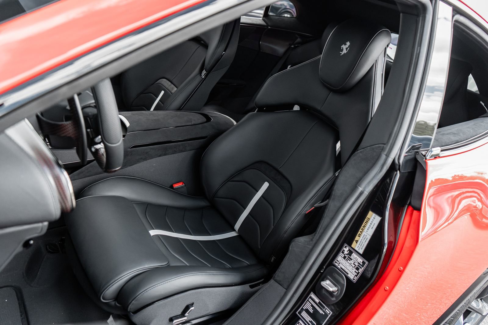 Used 2026 Ferrari Purosangue AWD/4WD image 26