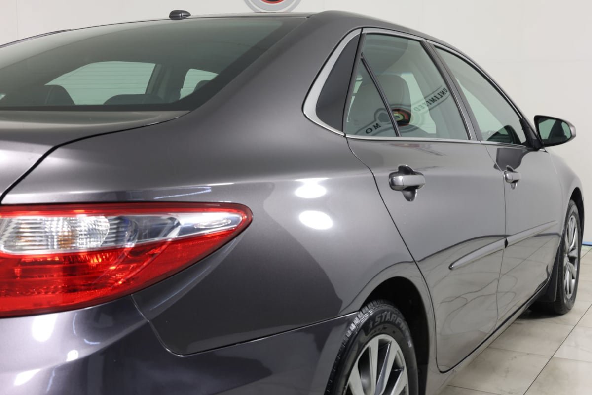 Used 2015 Toyota Camry XLE FWD image 42