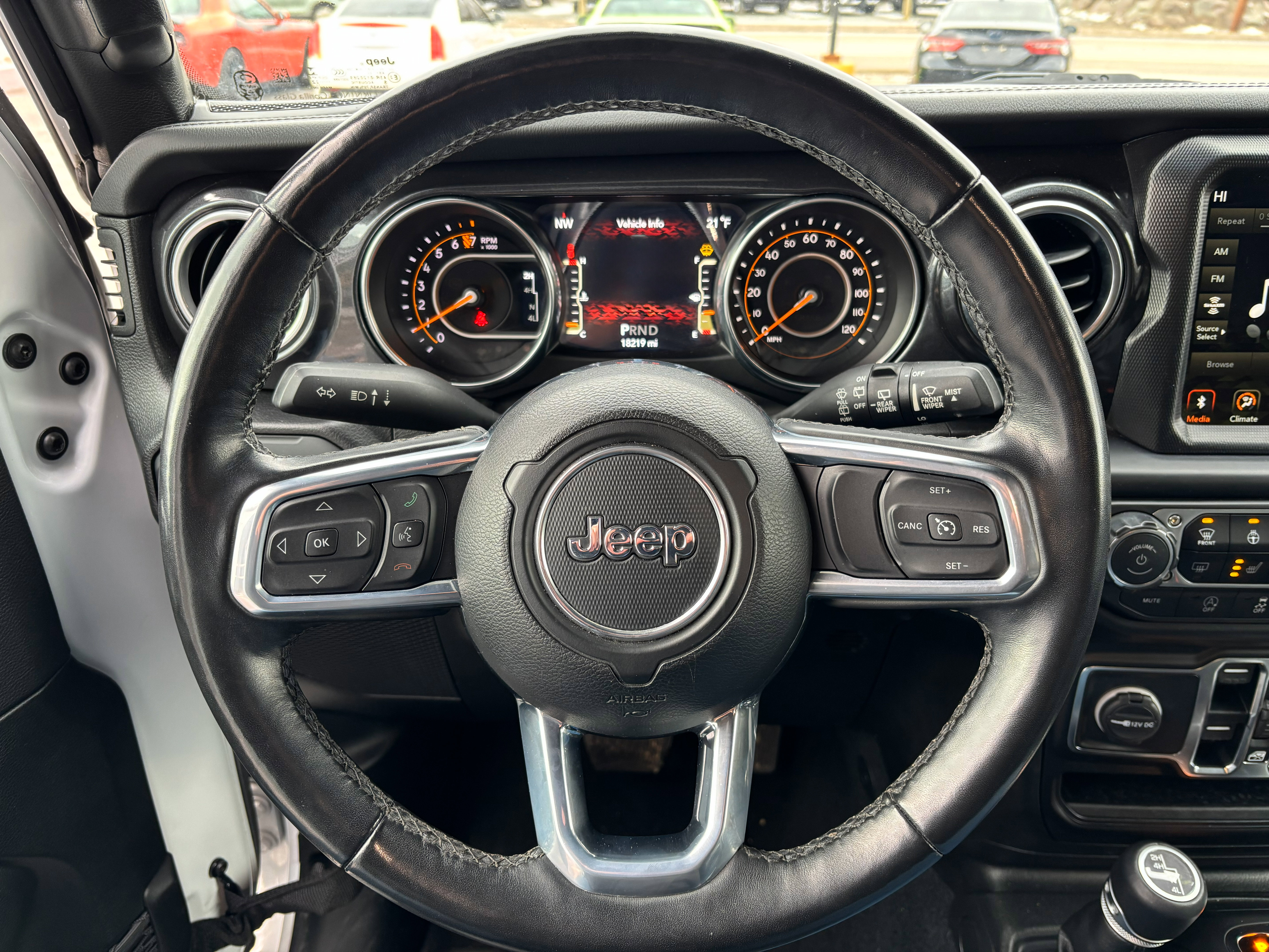 Used 2022 Jeep Wrangler Unlimited Sahara image 18