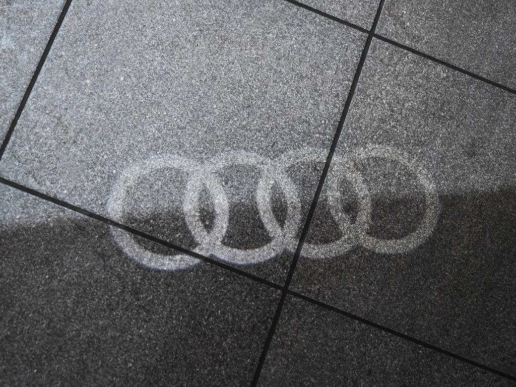Used 2022 Audi Q8 Premium AWD/4WD image 12