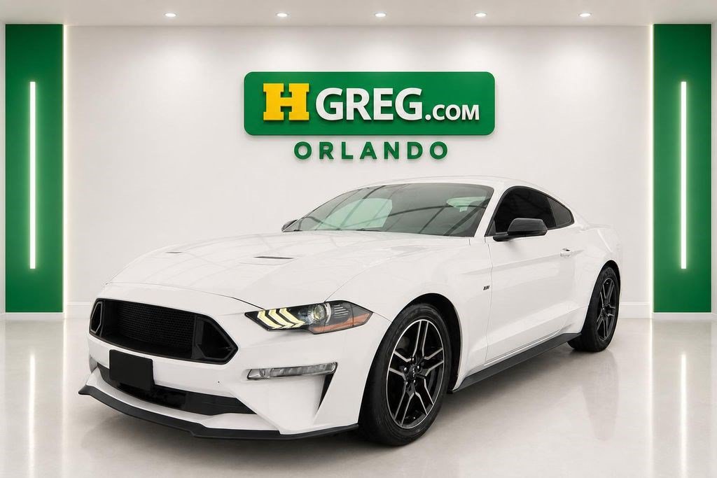 Used 2020 Ford Mustang Premium RWD image 4