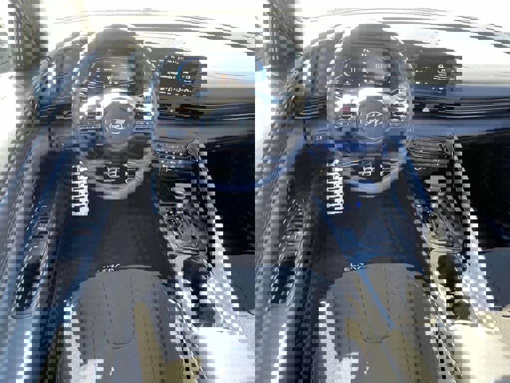 New 2026 Hyundai Elantra SEL Sport Premium image 11