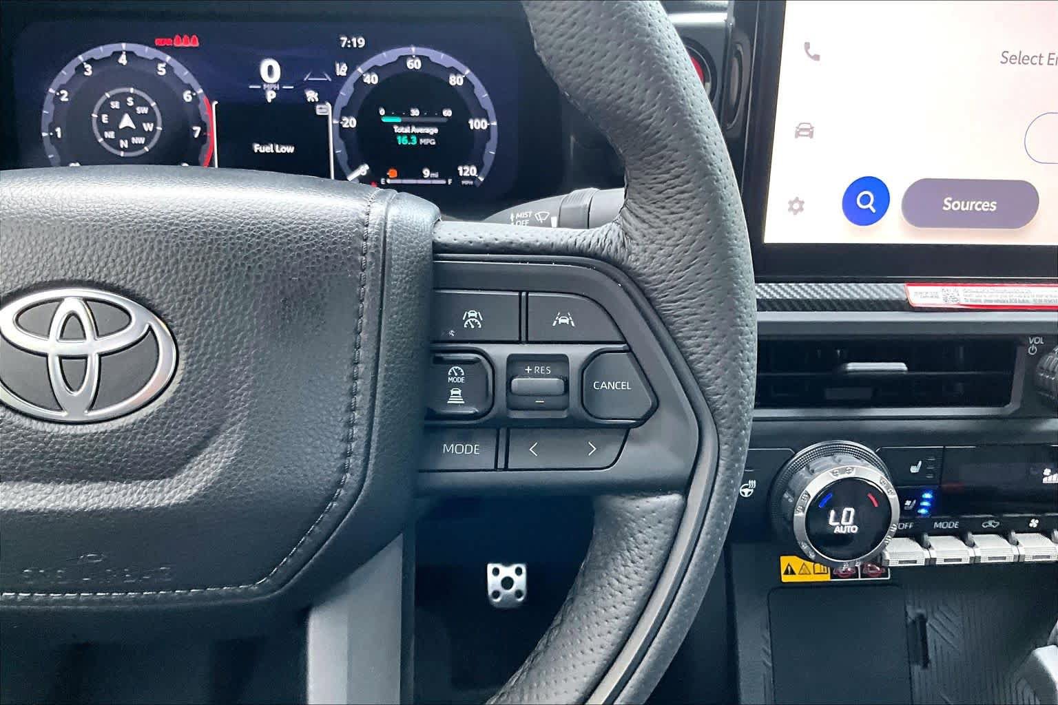 Certified 2025 Toyota Tacoma TRD Pro AWD/4WD image 25