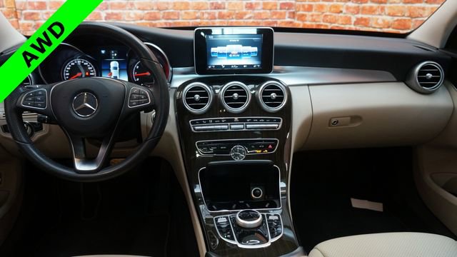 Used 2018 Mercedes-Benz C 300 4MATIC Sedan image 11