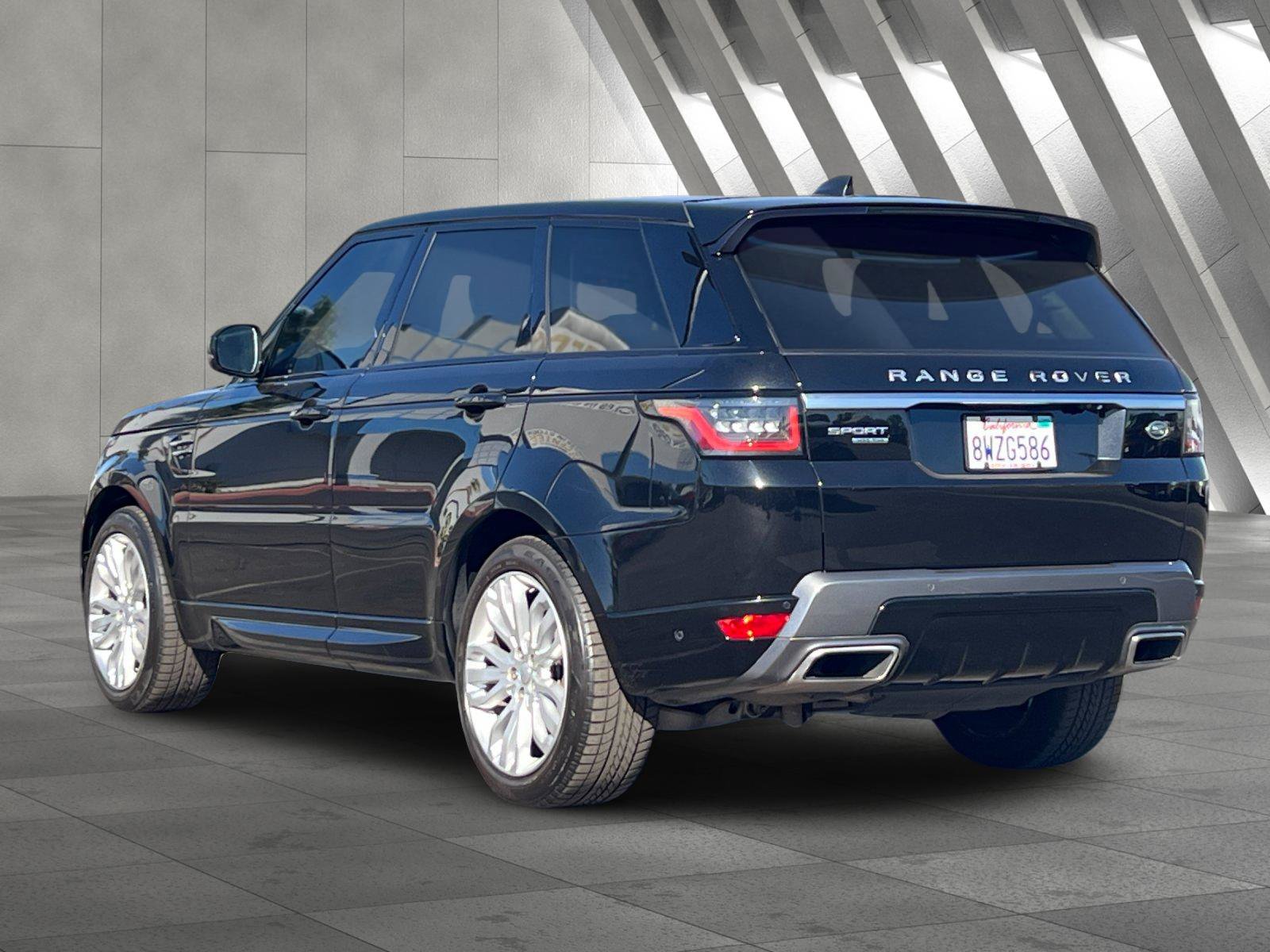 Used 2019 Land Rover Range Rover Sport HSE AWD/4WD image 6
