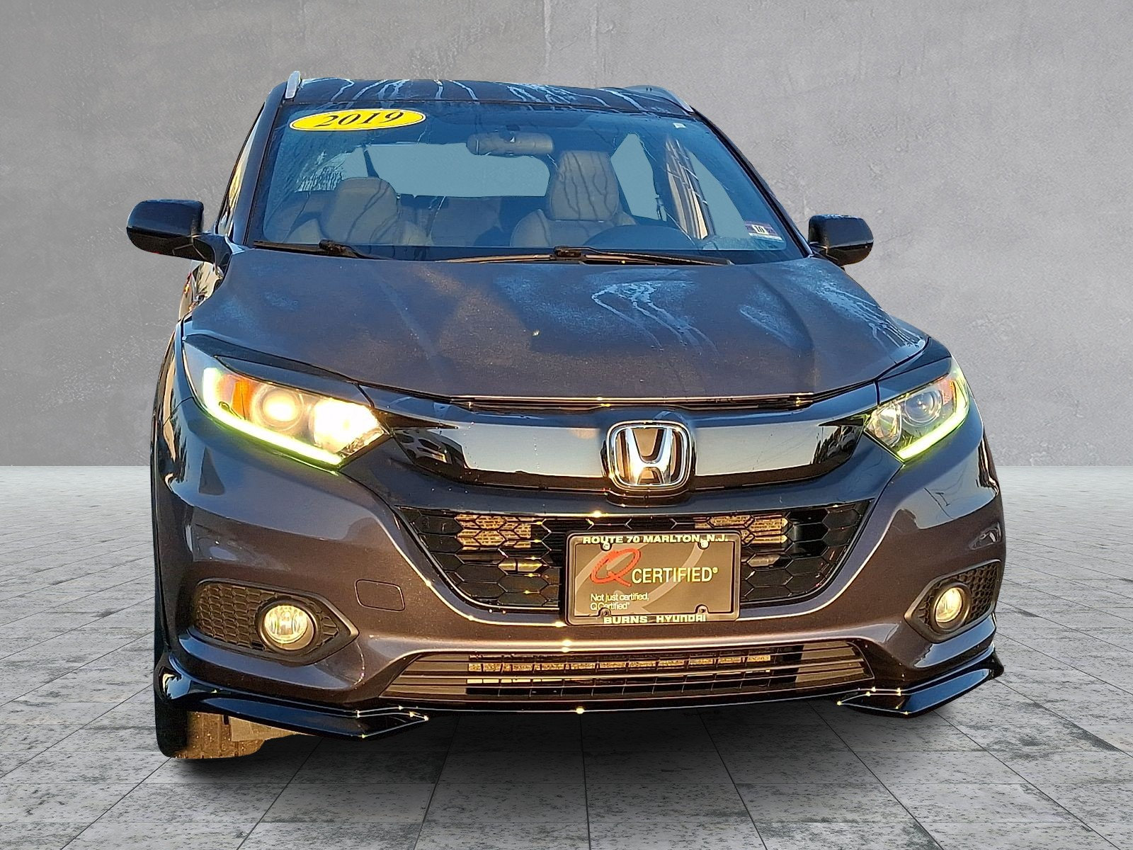 Used 2019 Honda HR-V Sport image 2