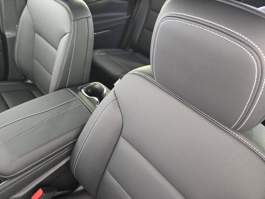 New 2026 Chevrolet Traverse LT w/ Sun and Wheel Package image 26