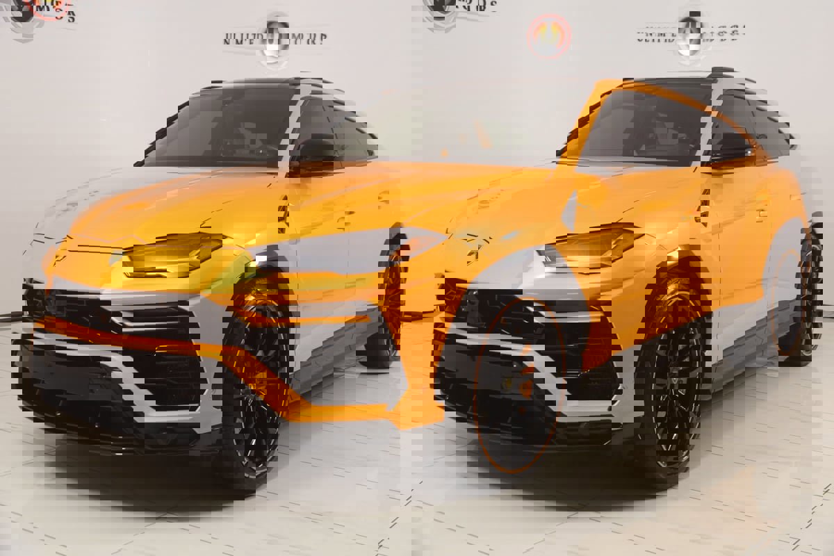 Used 2021 Lamborghini Urus image 5