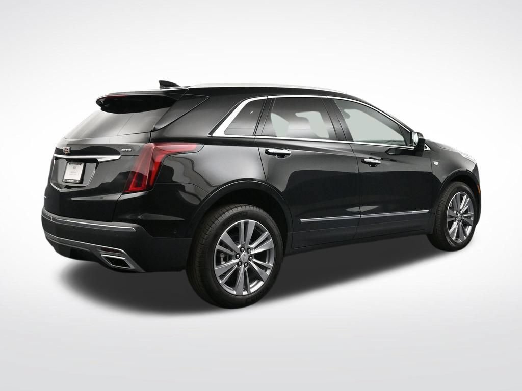 Used 2026 Cadillac XT5 Premium Luxury w/ Driver Assist Package AWD/4WD image 5