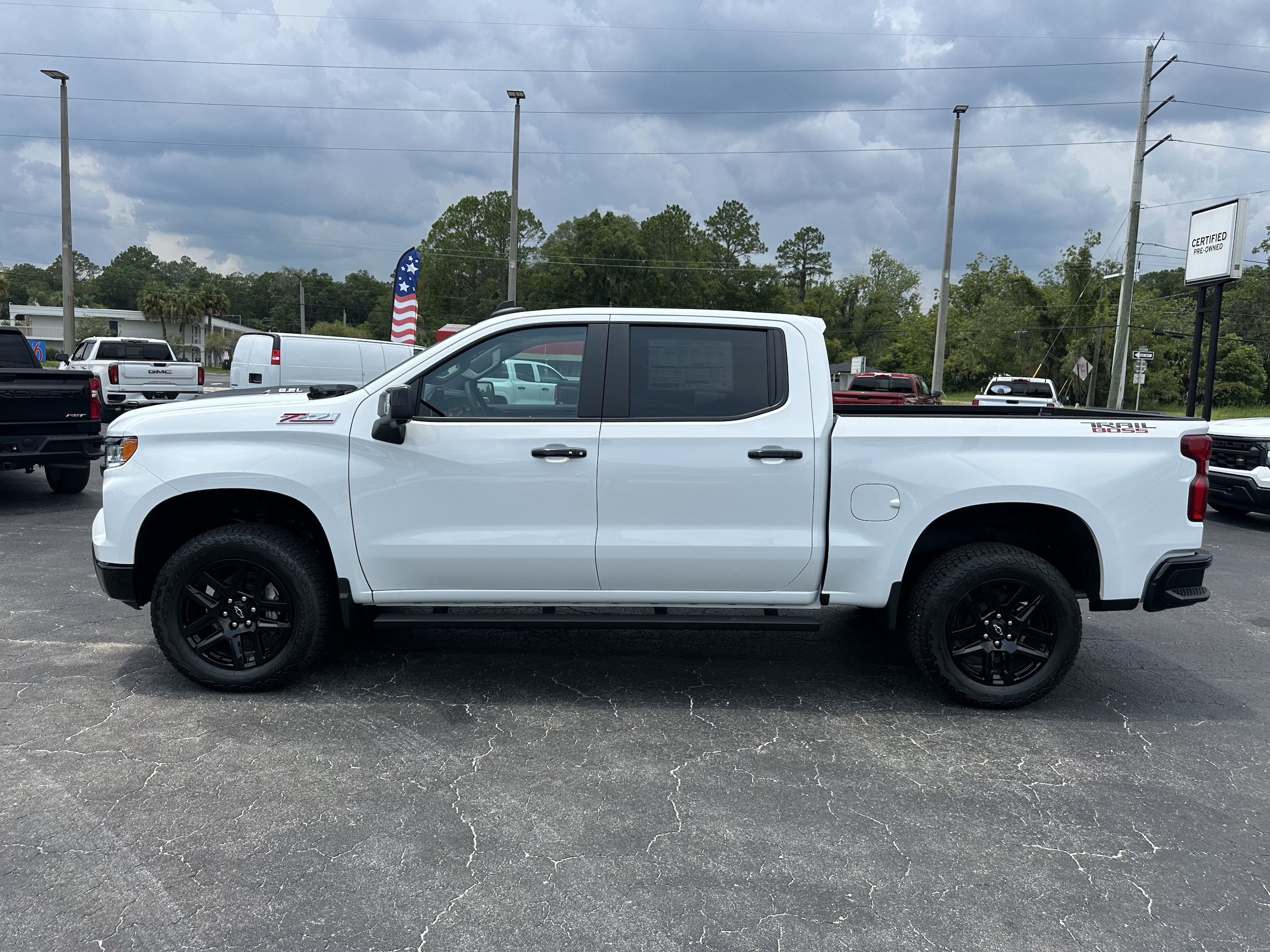 New 2026 Chevrolet Silverado 1500 LT Trail Boss w/ LT Trail Boss Premium Package AWD/4WD image 5