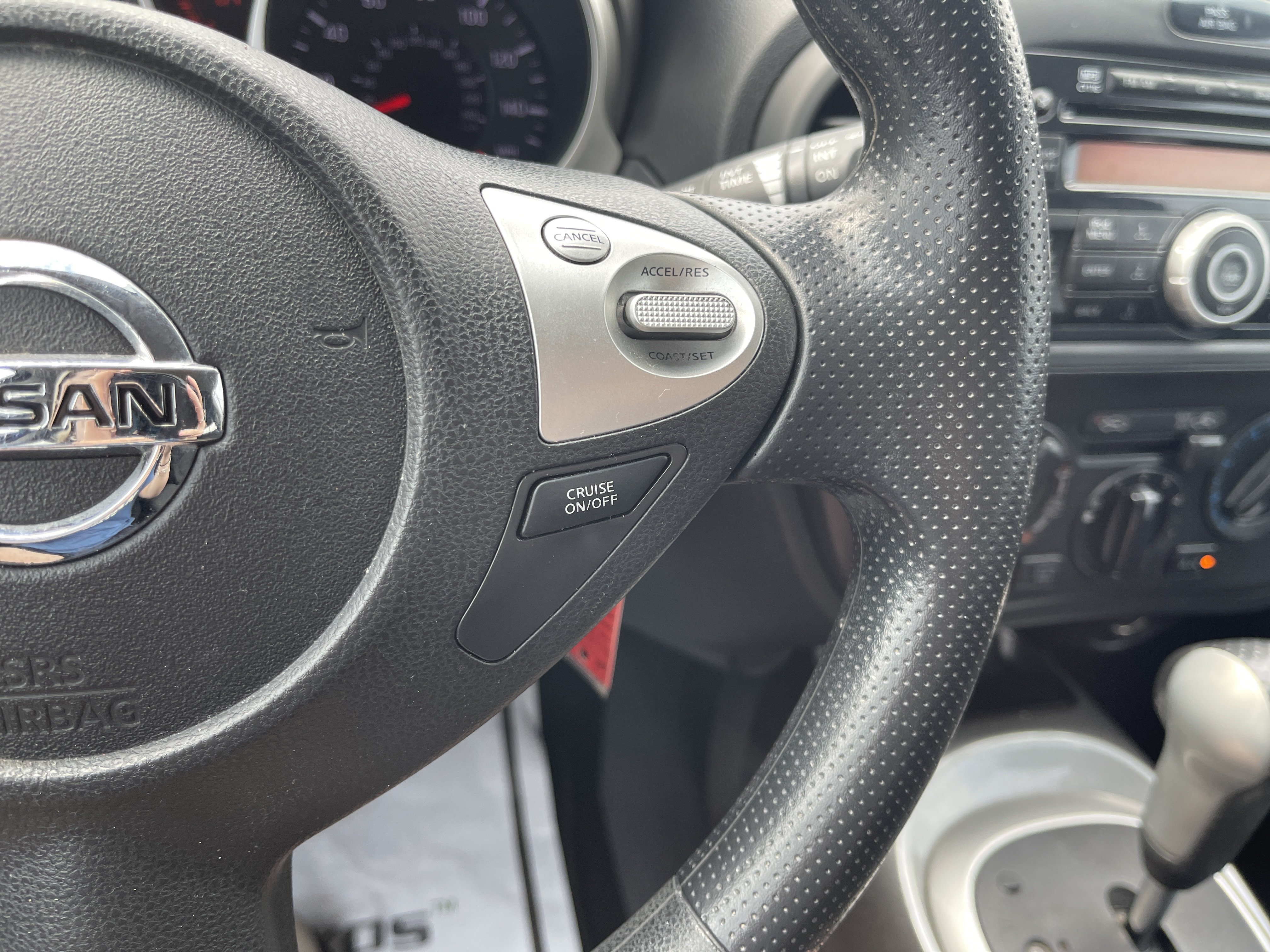 Used 2013 Nissan Juke S FWD image 19