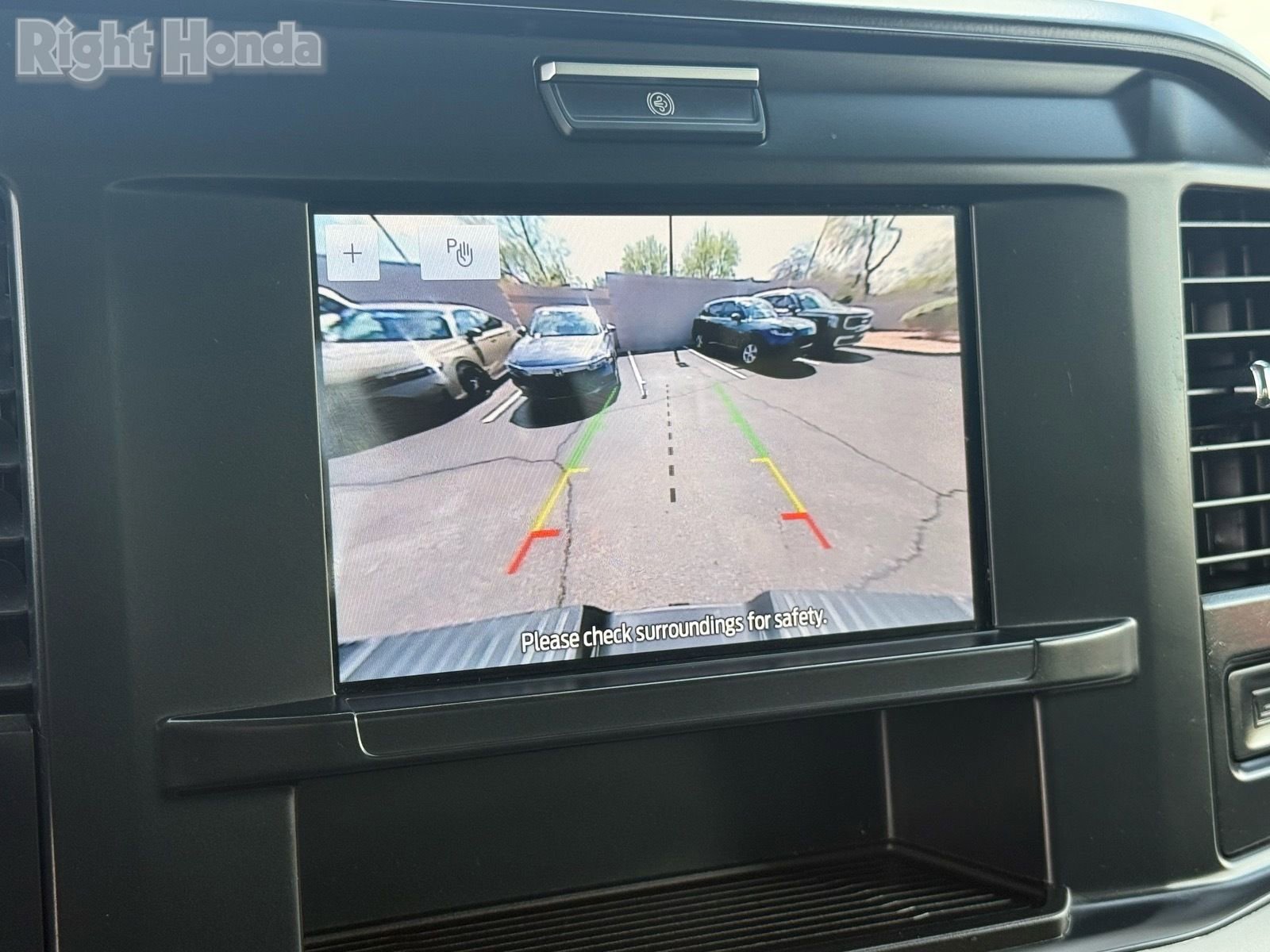 Used 2025 Ford F250 XLT image 22