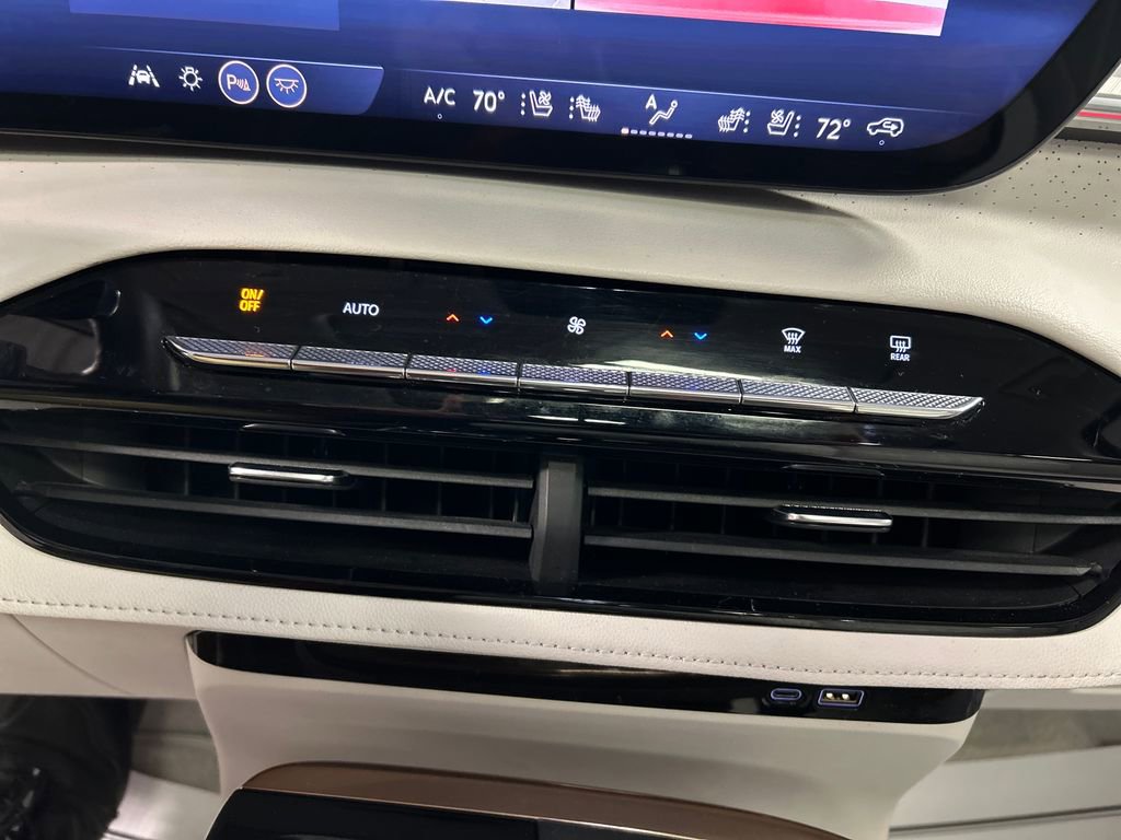 Used 2025 Buick Enclave Avenir w/ Super Cruise Package image 19