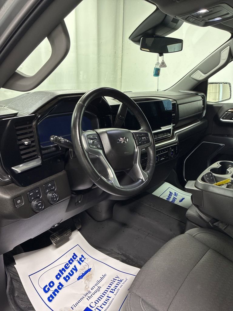 Used 2023 Chevrolet Silverado 1500 RST image 12