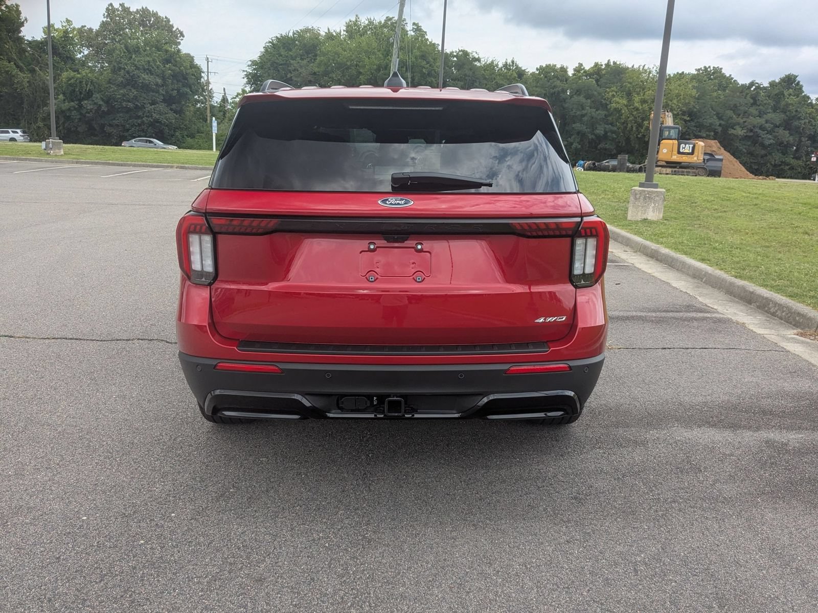 New 2026 Ford Explorer ST-Line w/ ST-Line Street Pack AWD/4WD image 4