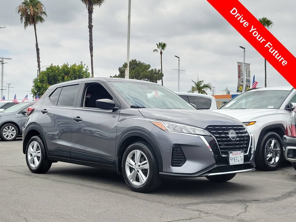 Used 2024 Nissan Kicks S FWD image 31
