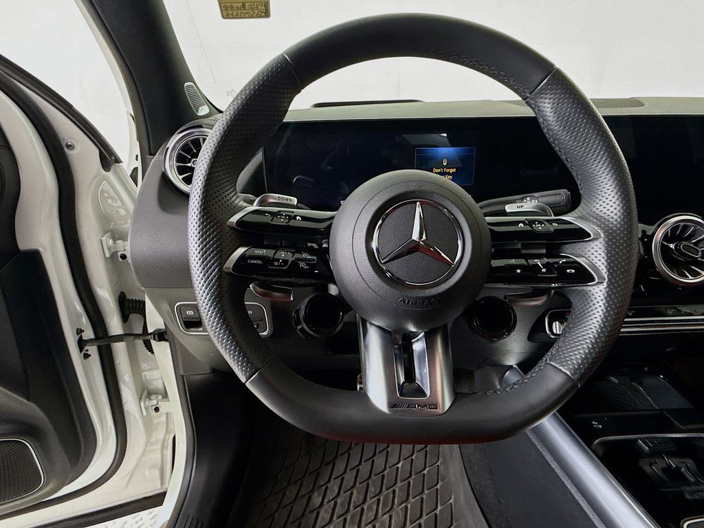 Used 2024 Mercedes-Benz GLA 35 AMG 4MATIC image 12